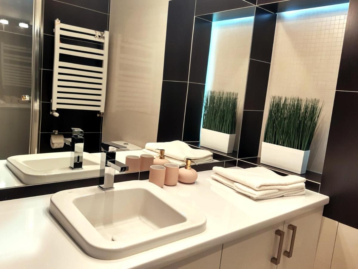 Emerald Apartament Białystok Esterno foto